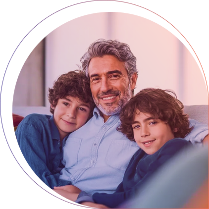 Pai com os filhos, prevenção do câncer de próstata
