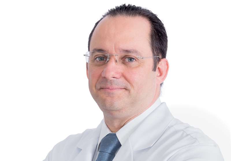 Dr. Gustavo Cardoso Guimarães